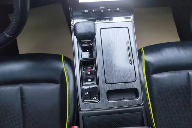 Roewe Roewe RX5 PLUS 330TGI Automatic National Tide Zhizhen Edition
