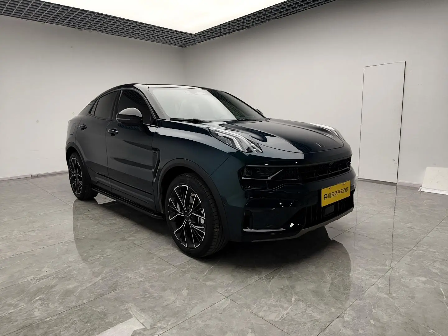 LYNK & CO Lynk 05 2.0TD two-wheel drive Halo
