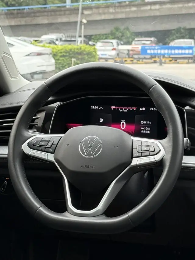 Volkswagen Sagitar 280TSI DSG Beyond Edition