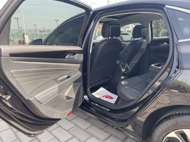 Volkswagen Passat Facelift 280TSI Business Edition