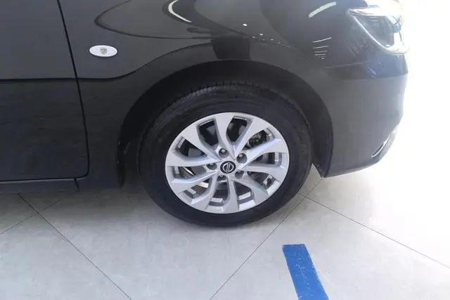 Nissan Xuan Yi Classic 1.6 XL CVT Deluxe Edition