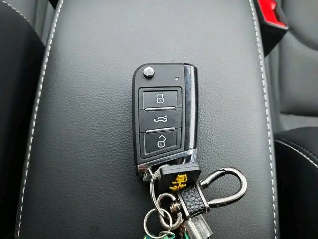 Volkswagen Tiguan L 330TSI automatic two-wheel drive Smart edition
