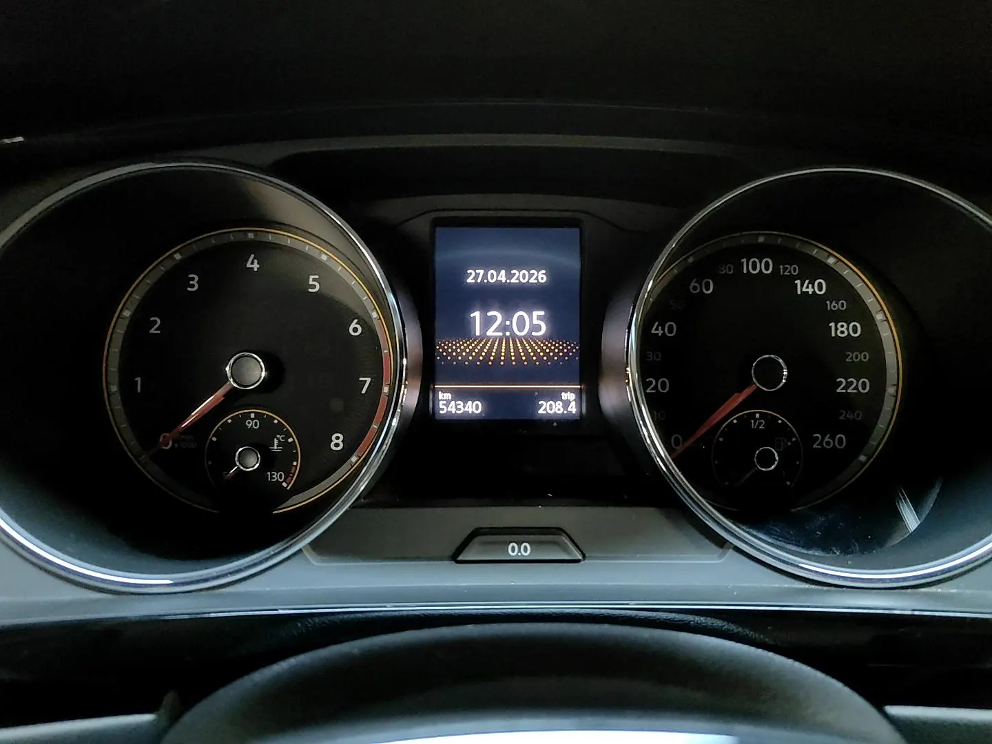 Volkswagen Tiguan L 330TSI automatic two-wheel drive Smart edition