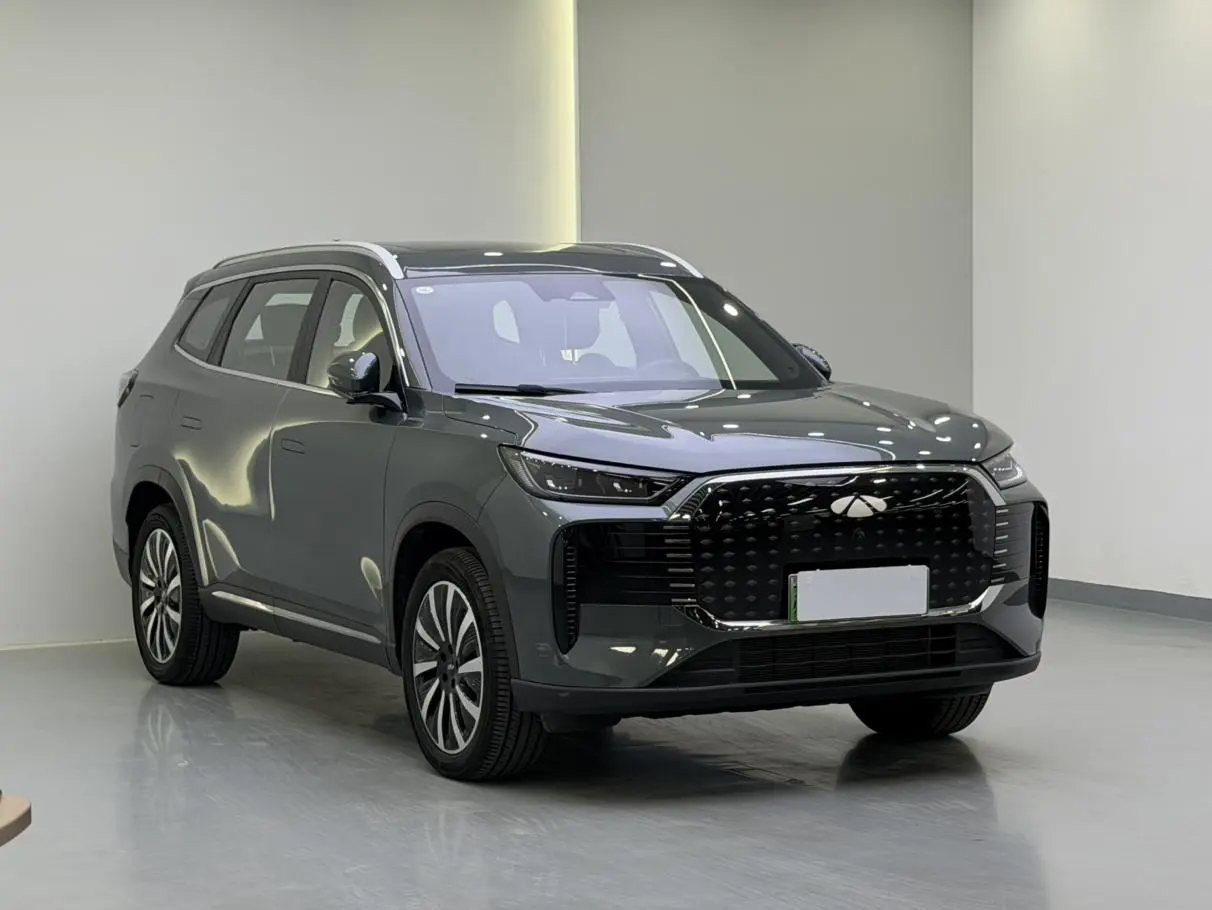 Chery Fengyun Fengyun T8 1.5T 130km Premium Edition