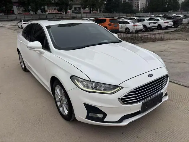 Ford Mondeo EcoBoost 180 fashion type