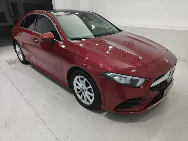 Mercedes-Benz Mercedes-Benz A-class A 200 L sports sedan fashion Version