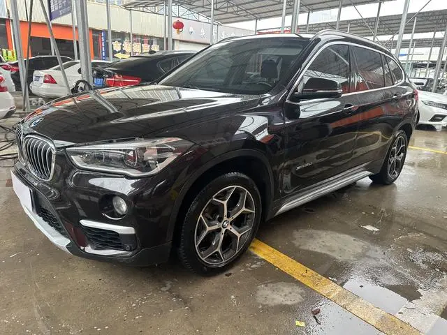 BMW BMW X1 sDrive18Li Luxury