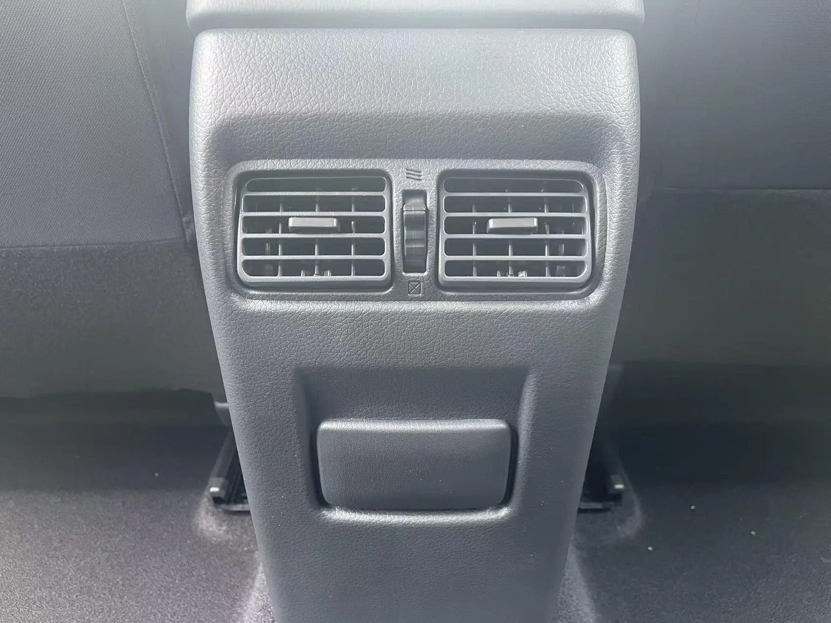 Nissan Xuan Yi Classic 1.6L CVT Peace of Mind Edition