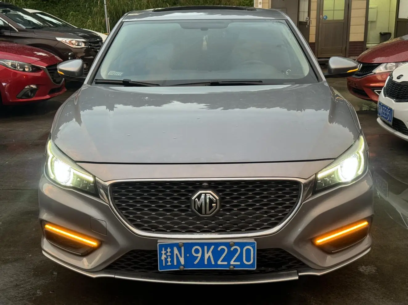 MG MG6 20T automatic luxury Intelligent version