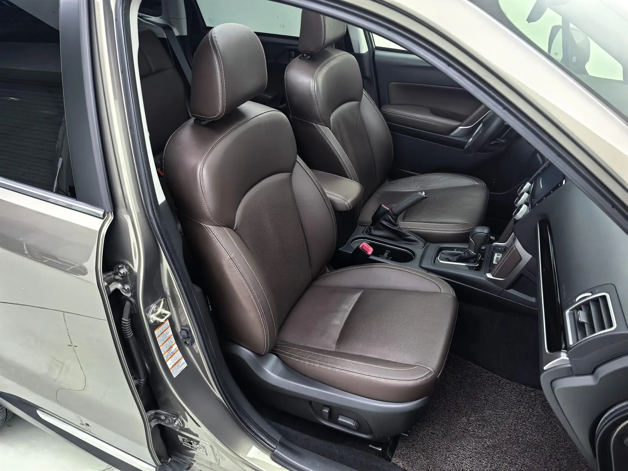Subaru FORESTER Forester 2.5i Premium Navigation Version
