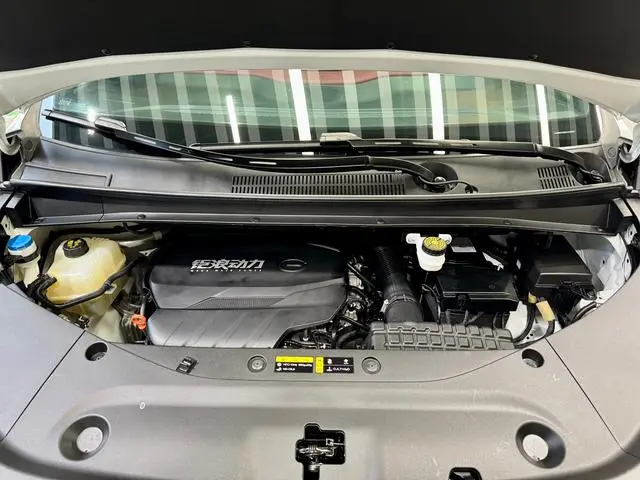 GAC Trumpchi M8 Master Series 2.0 TGDI Pioneer Edition