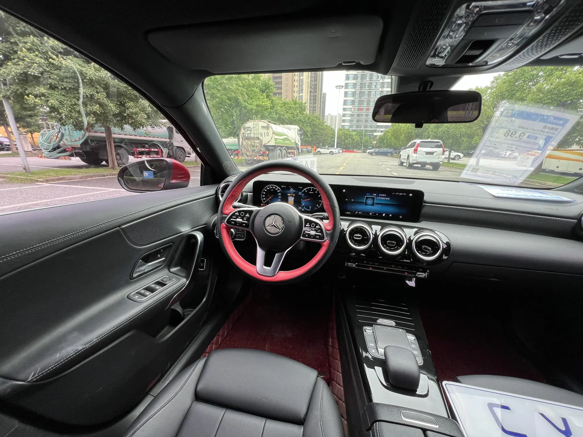 Mercedes-Benz Mercedes-Benz A-class Facelift A 180 L sports sedan