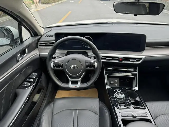 Kia Kia K5 380T GT-Line Premium Technology Edition