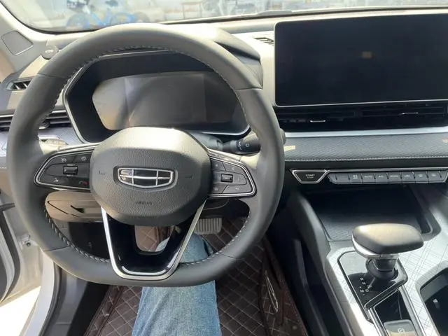 Geely Xingrui 2.0T luxury