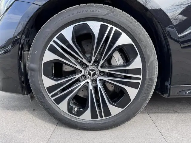 Mercedes-Benz Mercedes-Benz E-class PHEV E 350 e L sedan