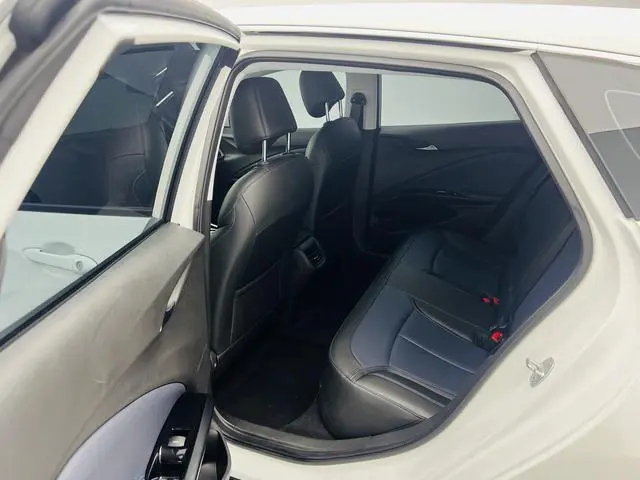 Buick Slightly blue 6 430km Comfort Edition