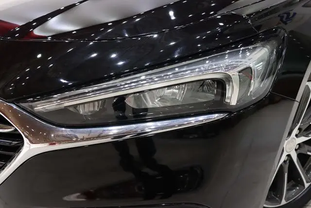 Buick Lacrosse 652T luxury