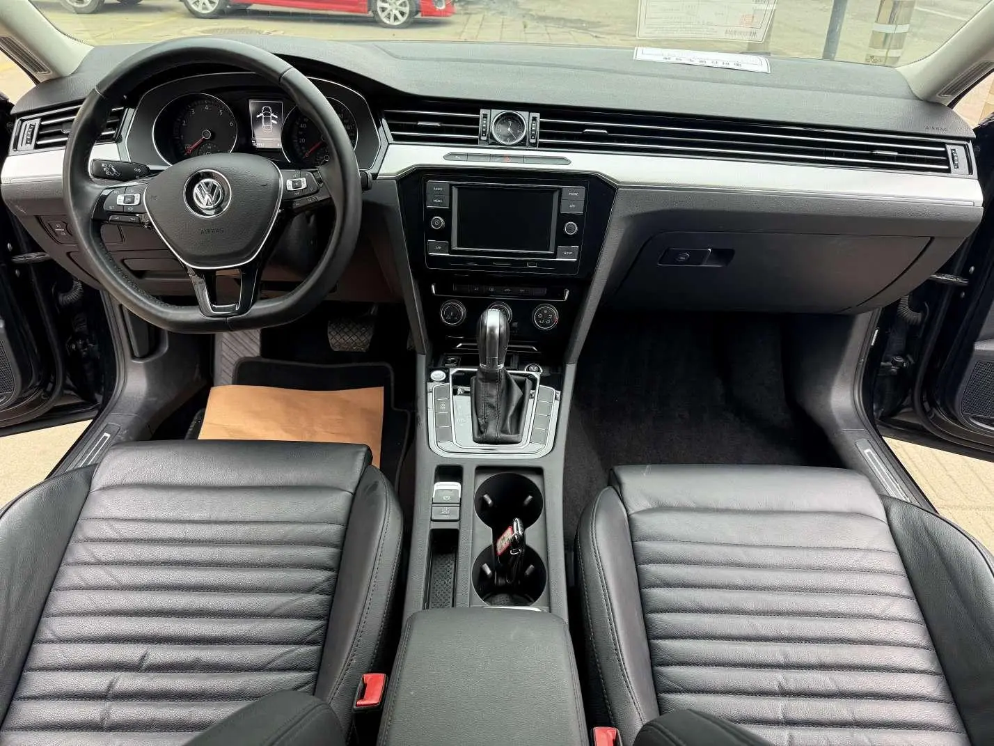 Volkswagen Magotan 330TSI DSG leading country VI