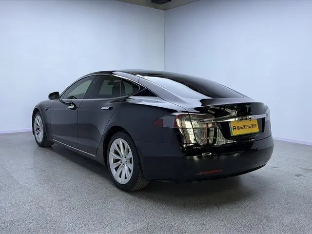Tesla Model S 60