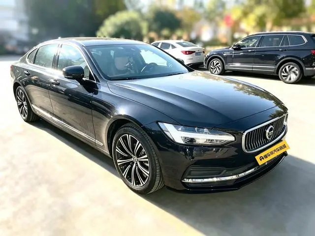 Volvo Volvo S90 PHEV T8 E-drive Hybrid Zhiyi Deluxe Edition