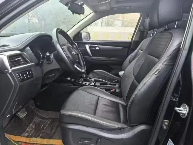 Kia Smart running 2.0L Automatic Smart Enjoy Deluxe Edition Country V