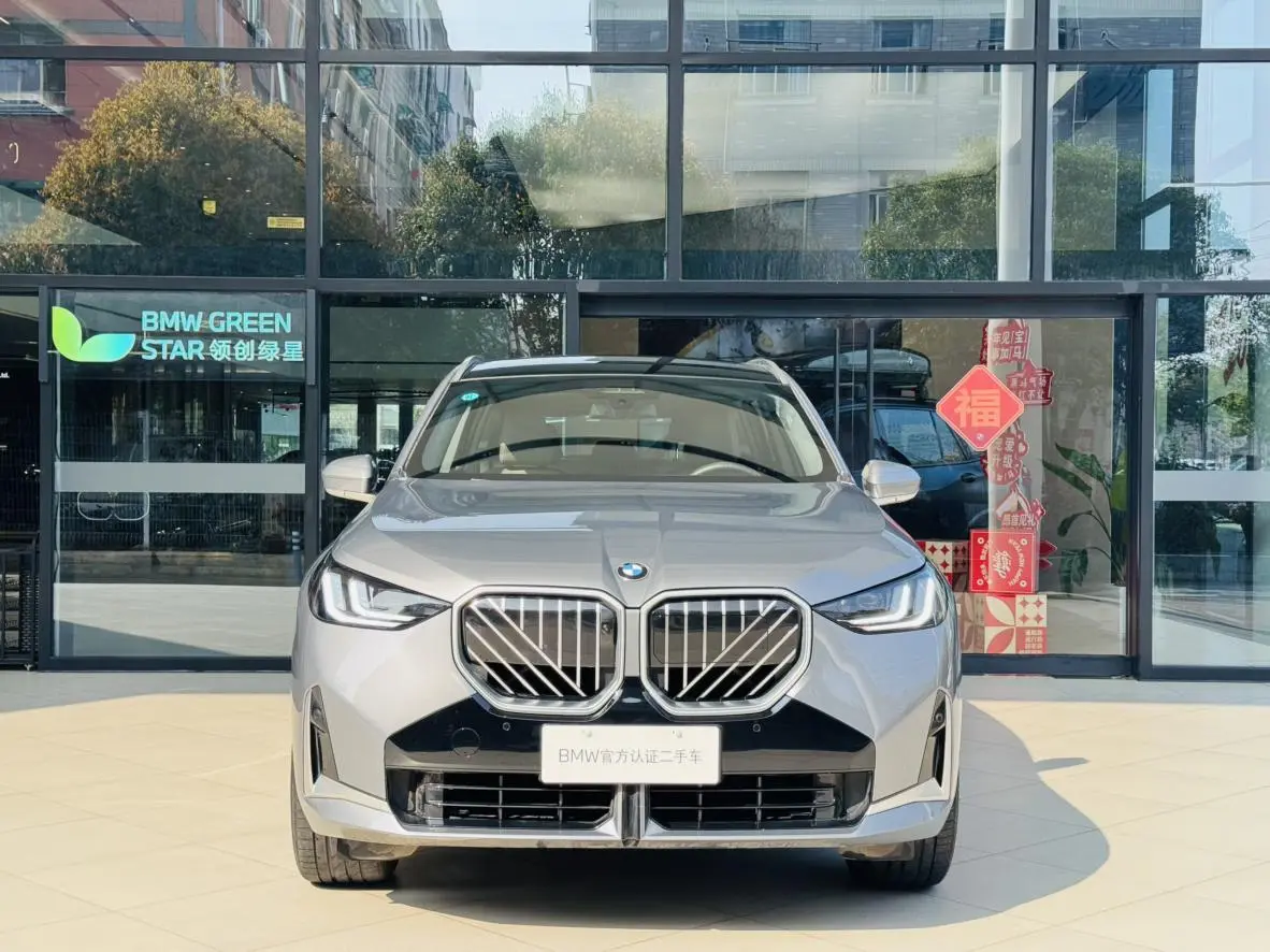 BMW BMW X3 xDrive30L leading M sports suit