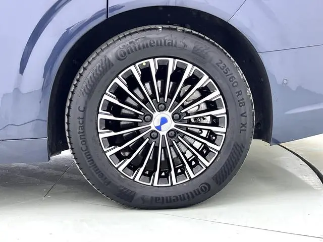 Denza Denza D9 DM 970 four-wheel drive flagship