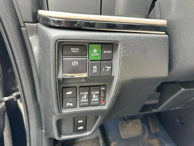 Honda Ai Lishen 2.0L e: HEV Deluxe Edition