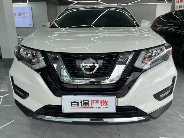 Nissan Qijun 2.5L CVT Zhilian Deluxe Edition 4WD