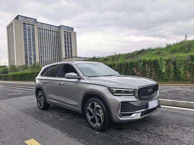 Geely Xingyue L 2.0TD DCT EVO two-wheel drive premium type
