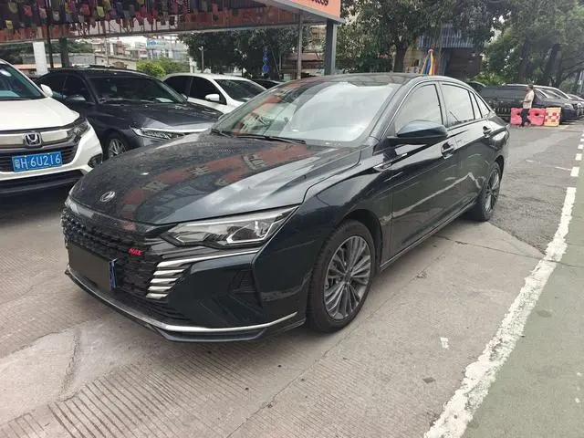 Dongfeng Fengshen Yi Hyun MAX 1.5T Super Power Dad Version