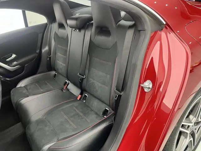 Mercedes-Benz Mercedes-Benz CLA Facelift CLA 200 four-door coupe
