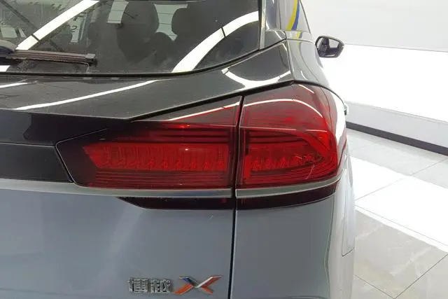 Geely Boyue Boyue X 1.8 TD DCT Smart