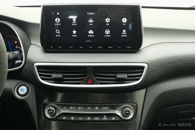 Hyundai Tucson 280TGDi dual-clutch two-wheel drive Zhilian version Country V