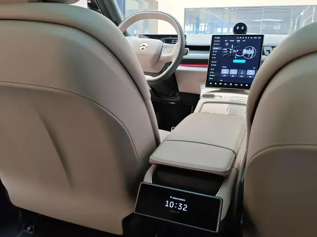 NIO NIO ES8 75kWh