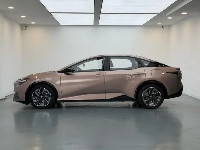 TOYOTA Toyota bZ3 Long battery life Premium