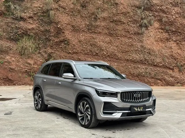 Geely Xingyue L 2.0TD high-power automatic two-wheel drive cloud version