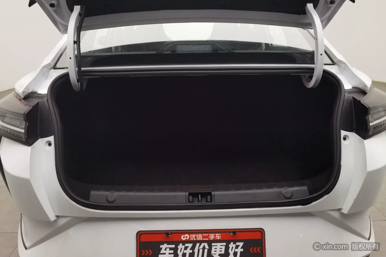 Dongfeng Fengshen Yi Hyun 1.5L automatic speed version