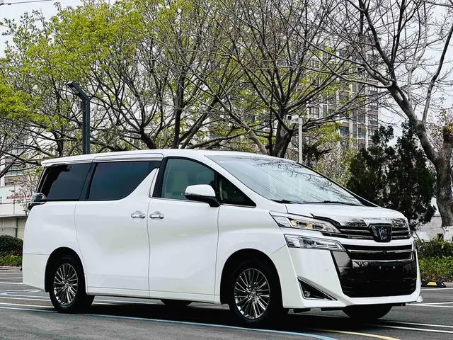 TOYOTA Wilfa Crown Double Engine Jinyao Special Edition 2.5L HV Premium Edition