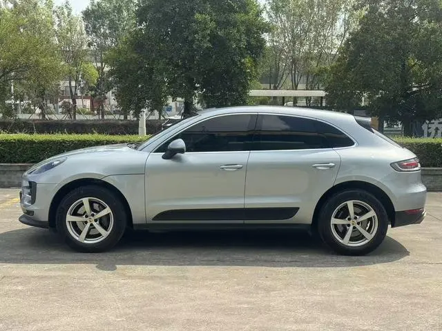 Porsche Macan Macan 2.0T