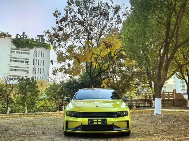 LYNK & CO Lynk 03 03+2.0 TD Automatic Yufeng Version