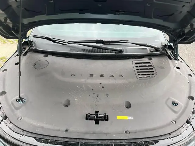 Nissan Nissan N7 625 Max