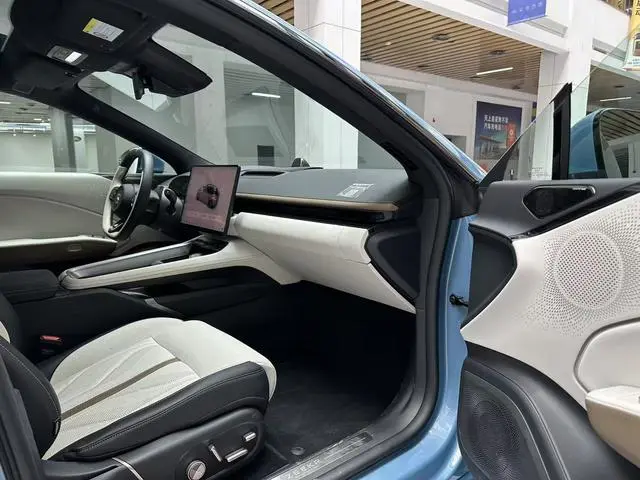 ZEEKR ZEEKR 007GT Four-wheel drive smart driving version 75kWh