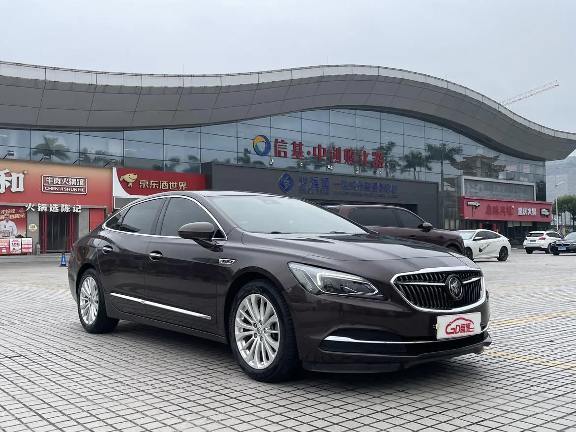Buick Lacrosse 28T luxury