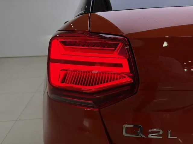 Audi Audi Q2L 35TFSI fashion dynamic country VI
