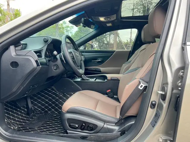 Lexus Lexus ES 200 Excellent Edition