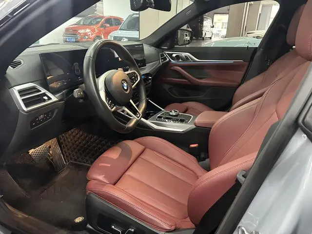 BMW BMW 4 Series 430i M Sports Yao Ye Suit