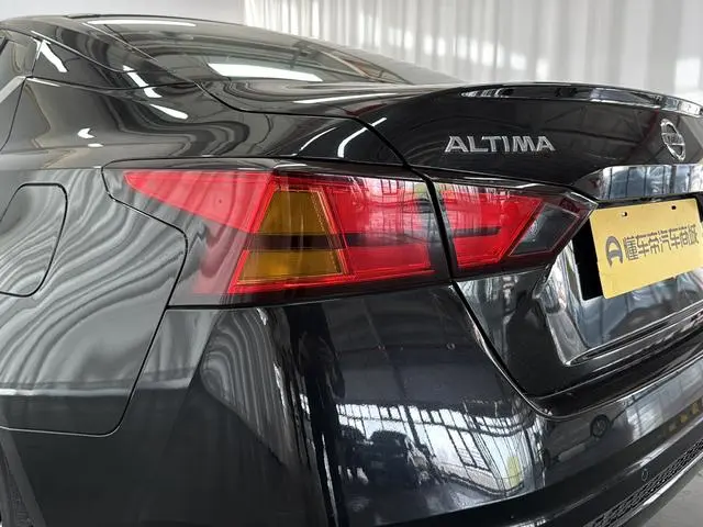 Nissan Teana 2.0 L XL Upper Smart Travel Edition