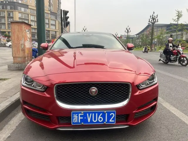 Jaguar Jaguar XEL 2.0T 200PS Deluxe Edition