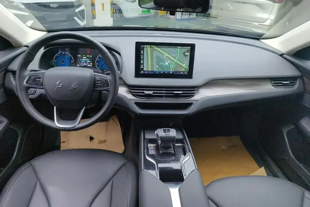 Hongqi Hongqi E-QM5 Rechargeable 431km Enjoy Edition 5 seats